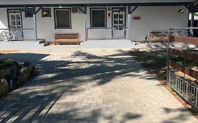 Fenyves Family Rooms And Bungalows